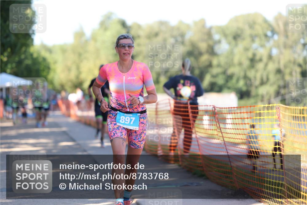07.09.2025 - 19. Norderstedt Triathlon Michael Strokosch http://msf.ph/oto/8783768 07.09.2025 16:12:50 Laufen 541, 897 meine-sportfotos.de