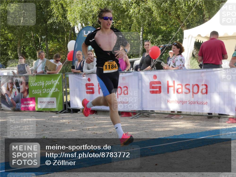 07.09.2025 - 19. Norderstedt Triathlon Zöllner http://msf.ph/oto/8783772 07.09.2025 12:00:53 Ziel 749, 1184 meine-sportfotos.de