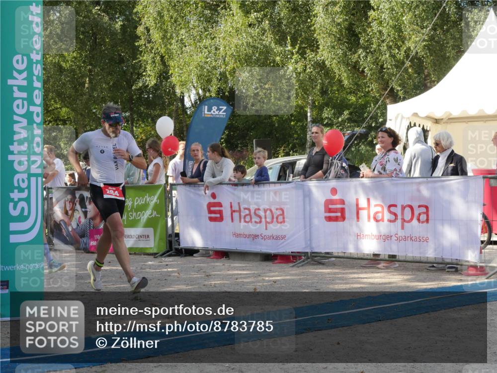07.09.2025 - 19. Norderstedt Triathlon Zöllner http://msf.ph/oto/8783785 07.09.2025 12:01:20 Ziel 284, 1152 meine-sportfotos.de