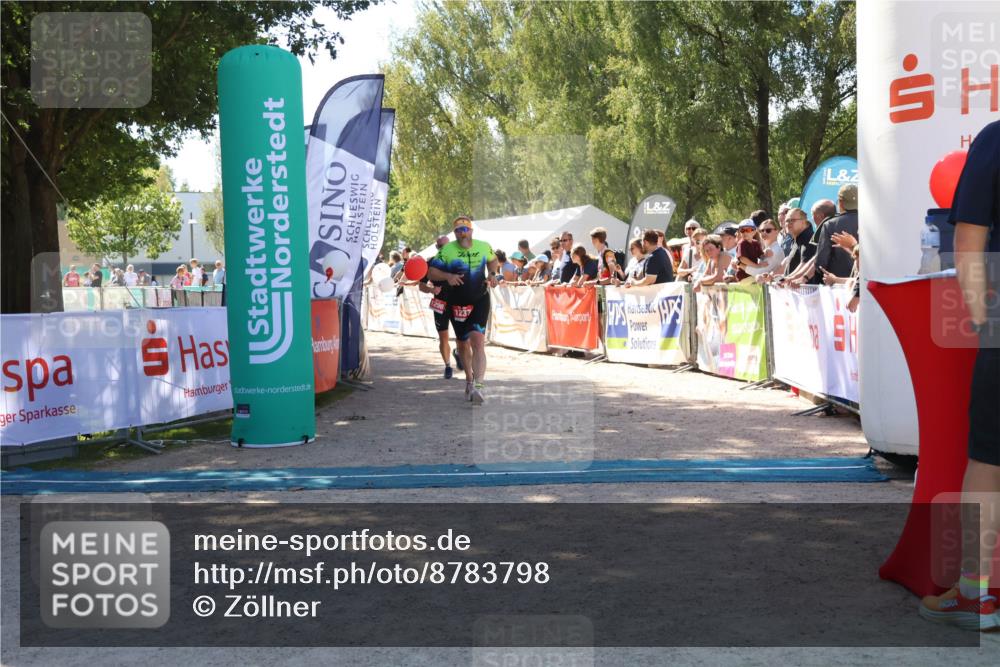 07.09.2025 - 19. Norderstedt Triathlon Zöllner http://msf.ph/oto/8783798 07.09.2025 13:06:21 Ziel 1237, 1260, 1296 meine-sportfotos.de