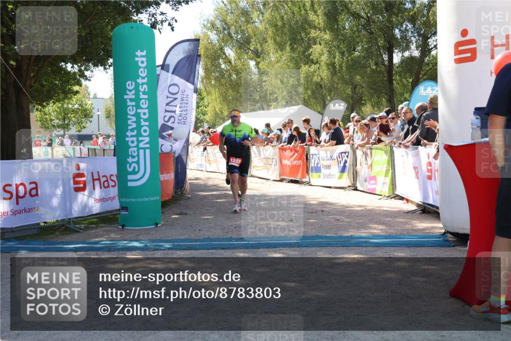 07.09.2025 - 19. Norderstedt Triathlon Zöllner http://msf.ph/oto/8783803 07.09.2025 13:06:21 Ziel 1237, 1260, 1296 meine-sportfotos.de