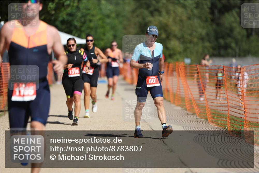 07.09.2025 - 19. Norderstedt Triathlon Michael Strokosch http://msf.ph/oto/8783807 07.09.2025 12:15:26 Laufen 807, 1253, 1315, 1358, 1365 meine-sportfotos.de