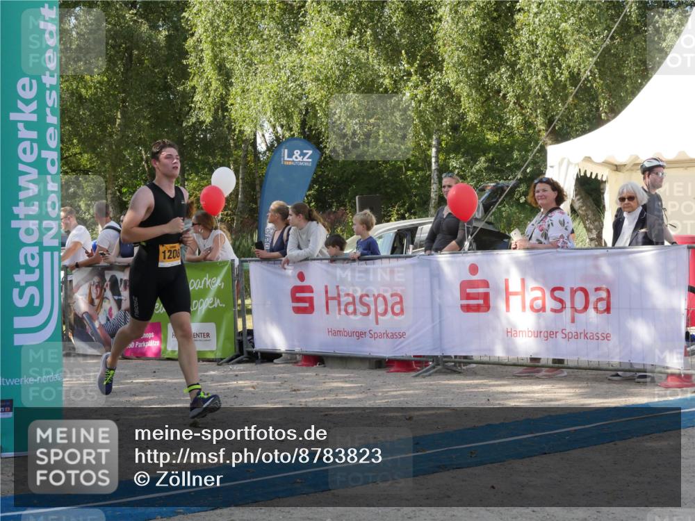 07.09.2025 - 19. Norderstedt Triathlon Zöllner http://msf.ph/oto/8783823 07.09.2025 12:01:52 Ziel 770, 1208 meine-sportfotos.de