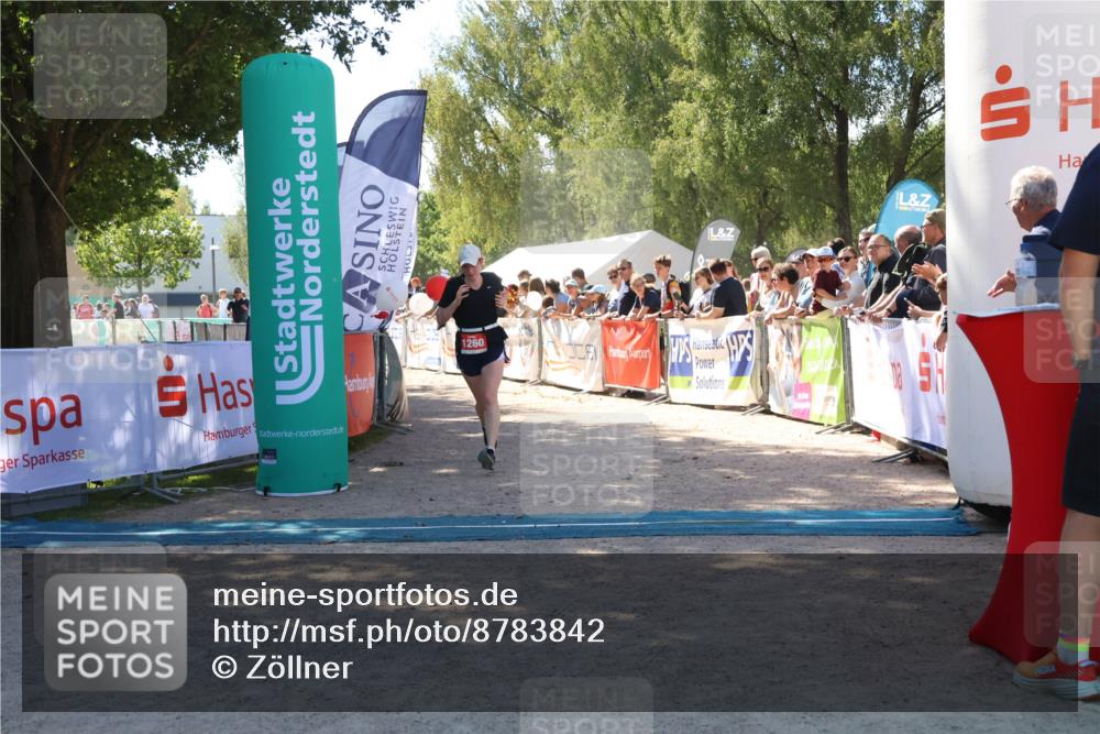 07.09.2025 - 19. Norderstedt Triathlon Zöllner http://msf.ph/oto/8783842 07.09.2025 13:06:25 Ziel 1237, 1260, 1296 meine-sportfotos.de