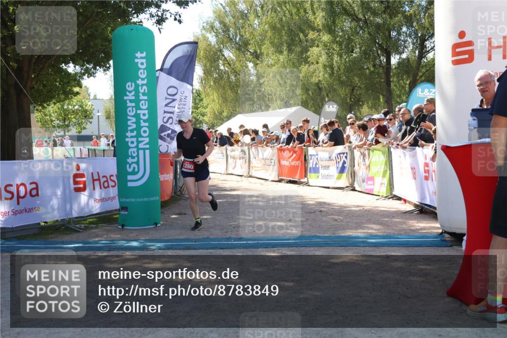07.09.2025 - 19. Norderstedt Triathlon Zöllner http://msf.ph/oto/8783849 07.09.2025 13:06:26 Ziel 1237, 1260, 1296 meine-sportfotos.de