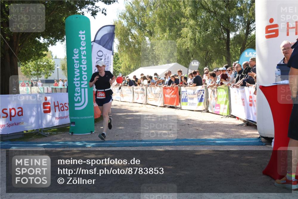 07.09.2025 - 19. Norderstedt Triathlon Zöllner http://msf.ph/oto/8783853 07.09.2025 13:06:26 Ziel 1237, 1260, 1296 meine-sportfotos.de