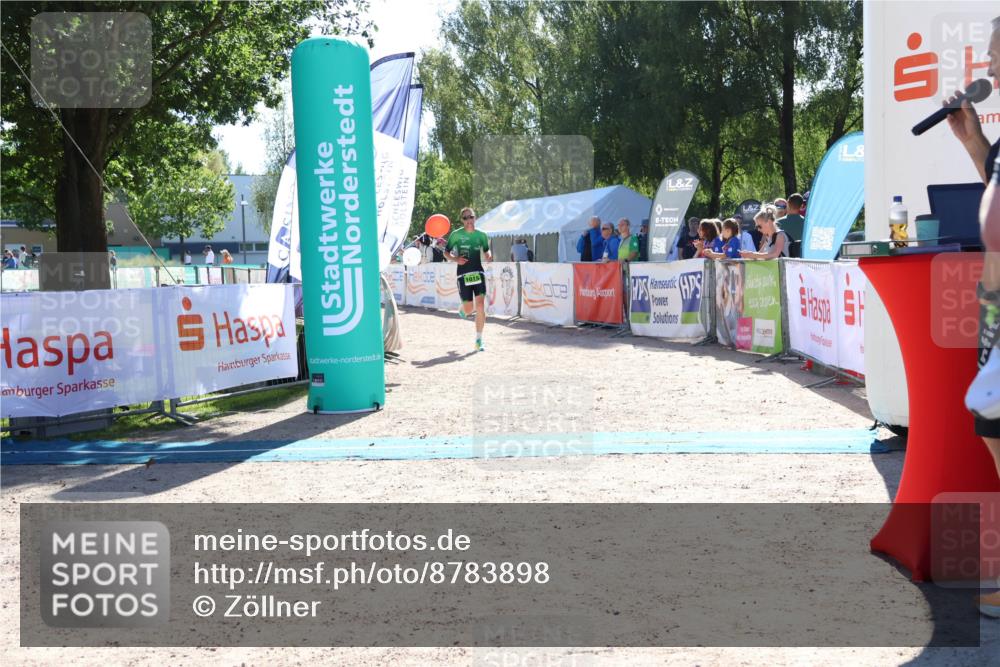 07.09.2025 - 19. Norderstedt Triathlon Zöllner http://msf.ph/oto/8783898 07.09.2025 15:16:36 Ziel 1015 meine-sportfotos.de