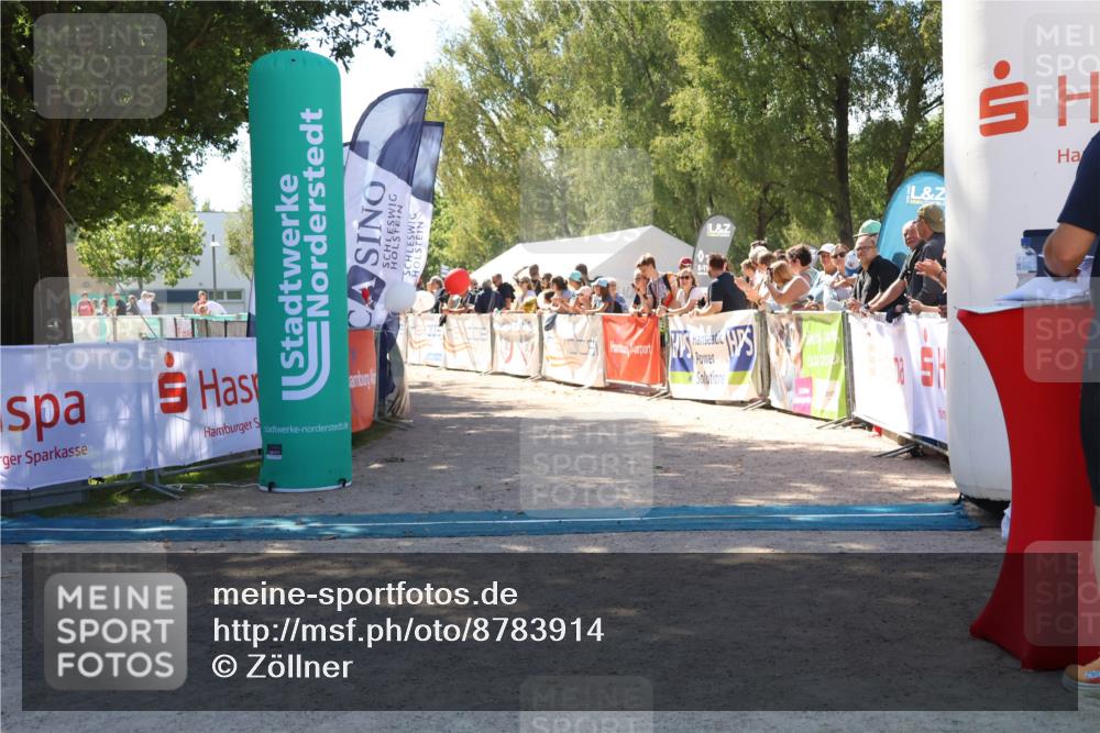 07.09.2025 - 19. Norderstedt Triathlon Zöllner http://msf.ph/oto/8783914 07.09.2025 13:07:15 Ziel  meine-sportfotos.de