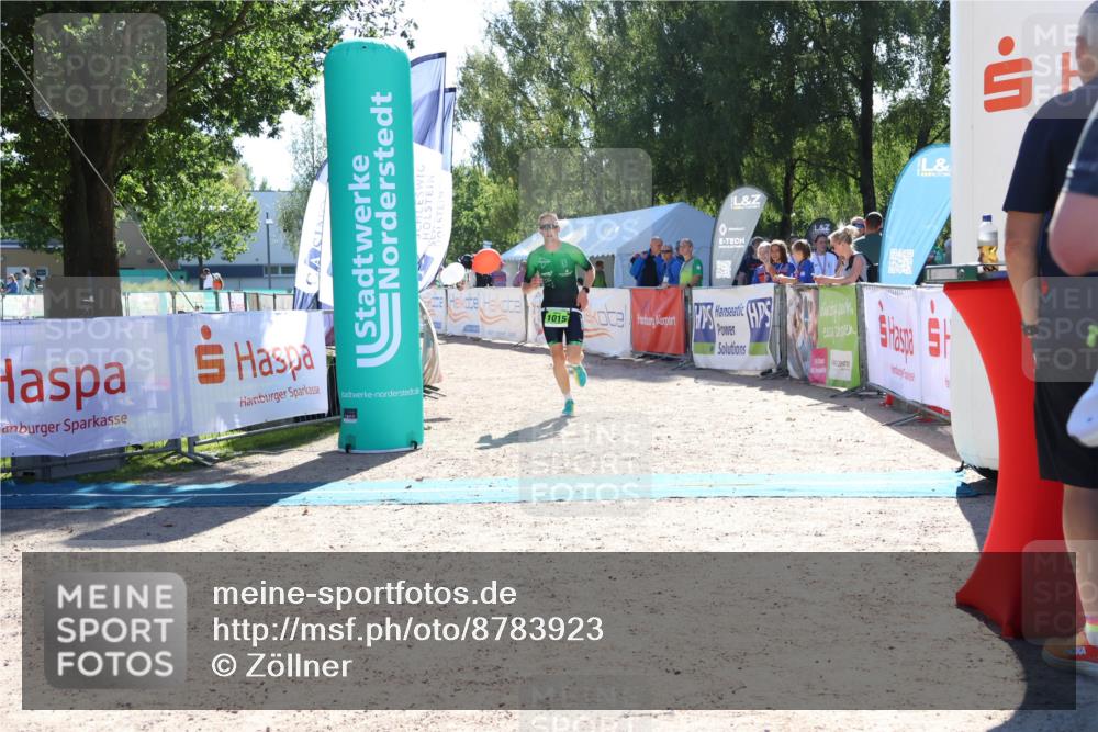 07.09.2025 - 19. Norderstedt Triathlon Zöllner http://msf.ph/oto/8783923 07.09.2025 15:16:37 Ziel 1015 meine-sportfotos.de