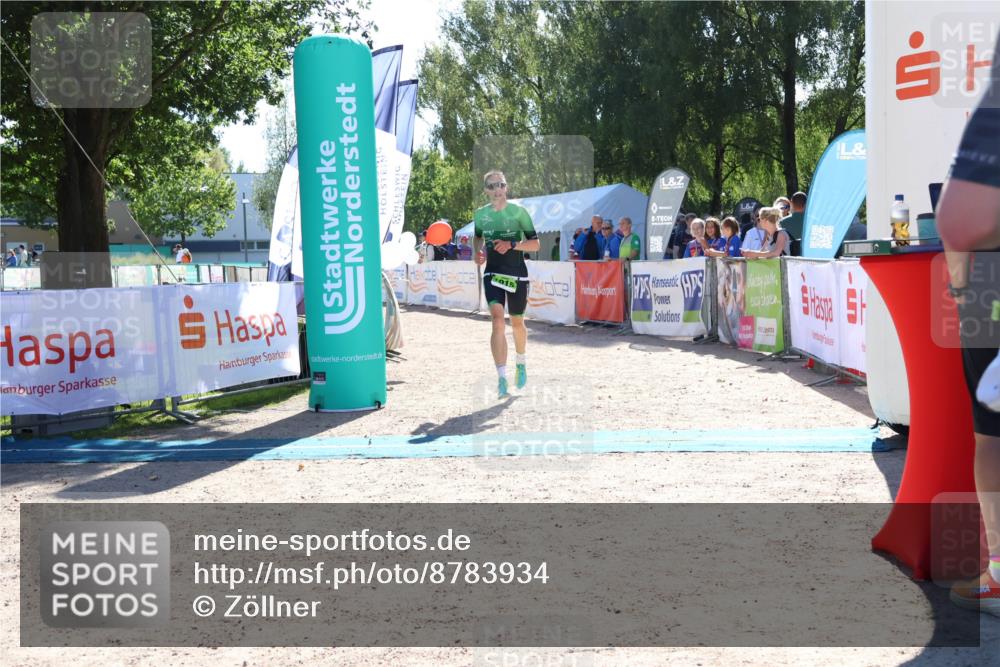 07.09.2025 - 19. Norderstedt Triathlon Zöllner http://msf.ph/oto/8783934 07.09.2025 15:16:37 Ziel 1015 meine-sportfotos.de