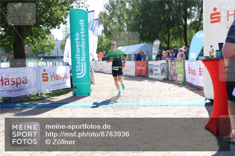 07.09.2025 - 19. Norderstedt Triathlon Zöllner http://msf.ph/oto/8783936 07.09.2025 15:16:38 Ziel 1015 meine-sportfotos.de