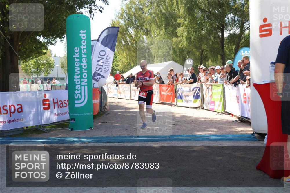 07.09.2025 - 19. Norderstedt Triathlon Zöllner http://msf.ph/oto/8783983 07.09.2025 13:07:21 Ziel 851 meine-sportfotos.de