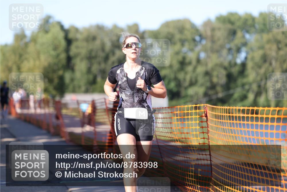 07.09.2025 - 19. Norderstedt Triathlon Michael Strokosch http://msf.ph/oto/8783998 07.09.2025 16:13:17 Laufen 526, 887, 927, 930, 1429, 1511 meine-sportfotos.de