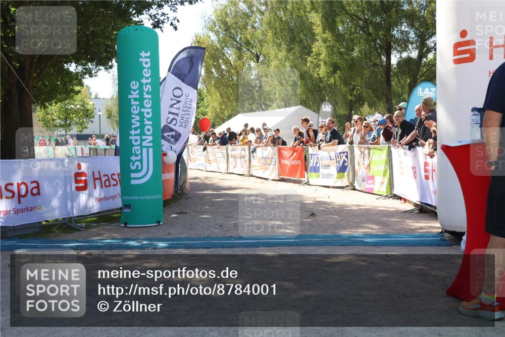 07.09.2025 - 19. Norderstedt Triathlon Zöllner http://msf.ph/oto/8784001 07.09.2025 13:07:25 Ziel 851 meine-sportfotos.de