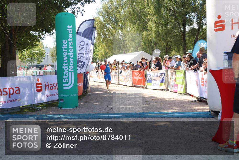 07.09.2025 - 19. Norderstedt Triathlon Zöllner http://msf.ph/oto/8784011 07.09.2025 13:07:45 Ziel 732, 1248 meine-sportfotos.de