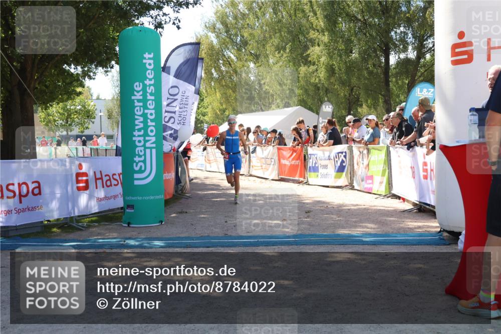 07.09.2025 - 19. Norderstedt Triathlon Zöllner http://msf.ph/oto/8784022 07.09.2025 13:07:46 Ziel 732, 1248 meine-sportfotos.de
