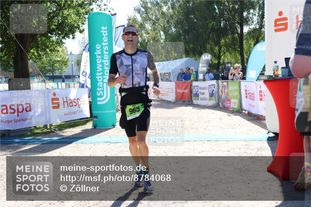 07.09.2025 - 19. Norderstedt Triathlon Zöllner http://msf.ph/oto/8784068 07.09.2025 15:18:00 Ziel 965 meine-sportfotos.de