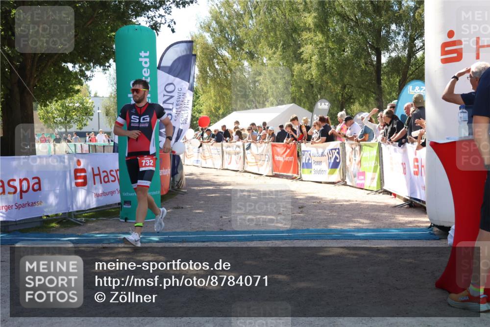 07.09.2025 - 19. Norderstedt Triathlon Zöllner http://msf.ph/oto/8784071 07.09.2025 13:07:50 Ziel 732, 1248 meine-sportfotos.de