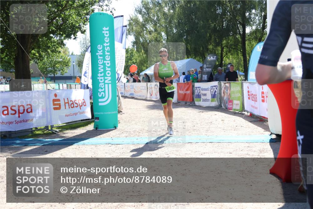 07.09.2025 - 19. Norderstedt Triathlon Zöllner http://msf.ph/oto/8784089 07.09.2025 15:18:26 Ziel 876, 1007 meine-sportfotos.de