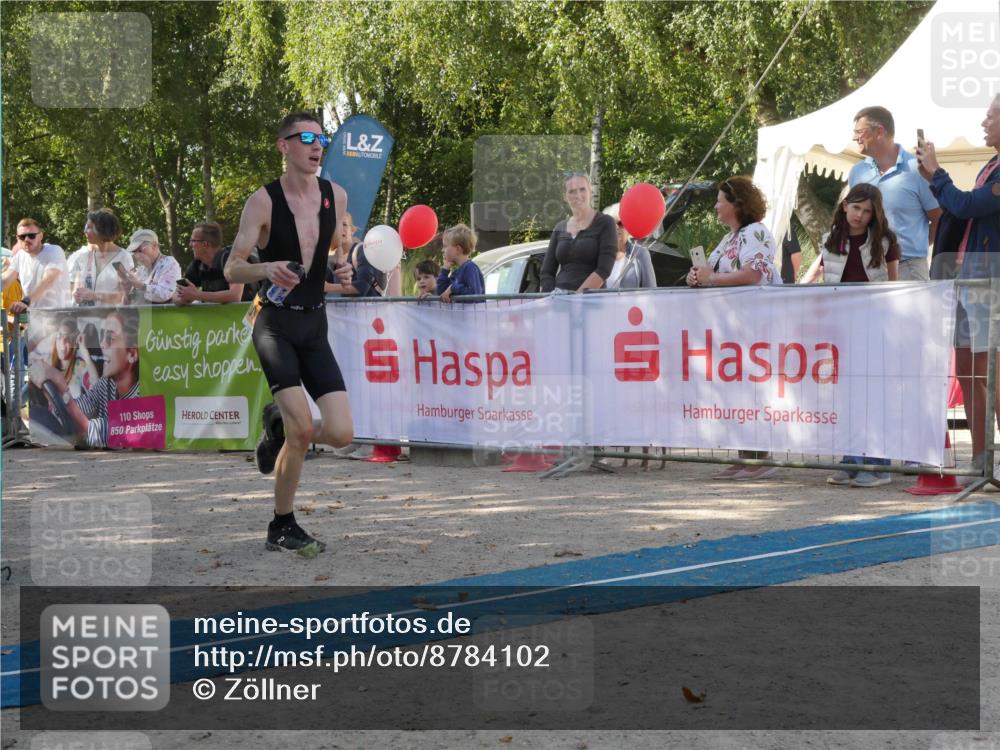 07.09.2025 - 19. Norderstedt Triathlon Zöllner http://msf.ph/oto/8784102 07.09.2025 12:07:48 Ziel 821, 1200, 1314 meine-sportfotos.de