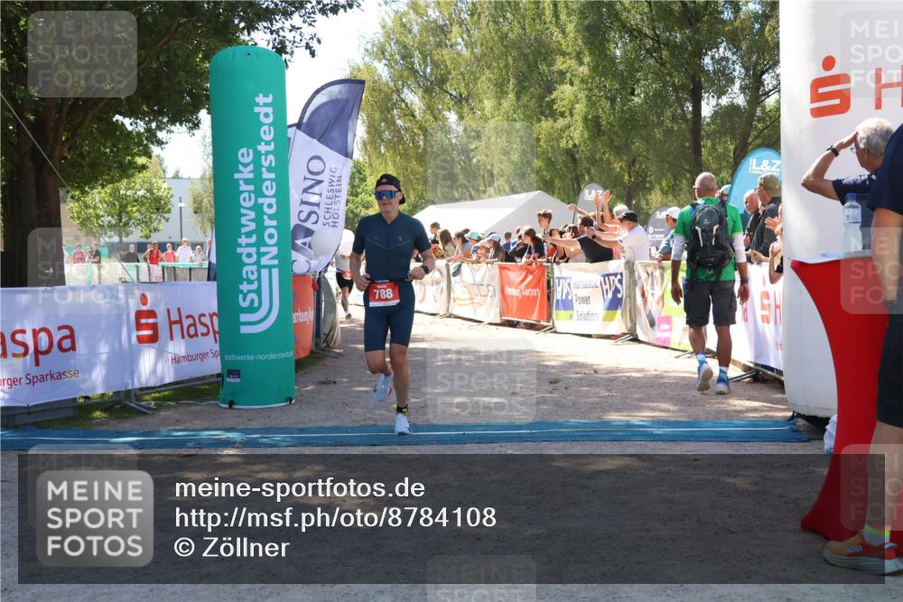 07.09.2025 - 19. Norderstedt Triathlon Zöllner http://msf.ph/oto/8784108 07.09.2025 13:07:59 Ziel 709, 788 meine-sportfotos.de