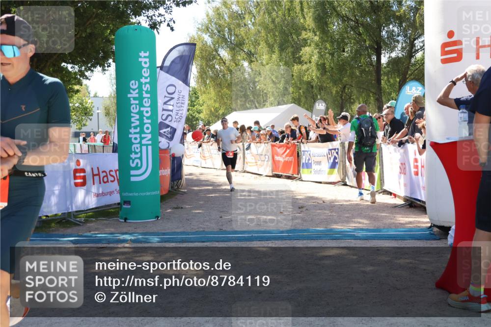 07.09.2025 - 19. Norderstedt Triathlon Zöllner http://msf.ph/oto/8784119 07.09.2025 13:08:00 Ziel 709, 788 meine-sportfotos.de