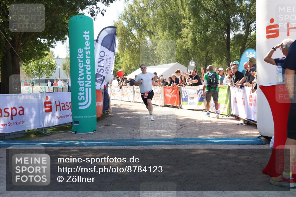 07.09.2025 - 19. Norderstedt Triathlon Zöllner http://msf.ph/oto/8784123 07.09.2025 13:08:01 Ziel 709, 788 meine-sportfotos.de