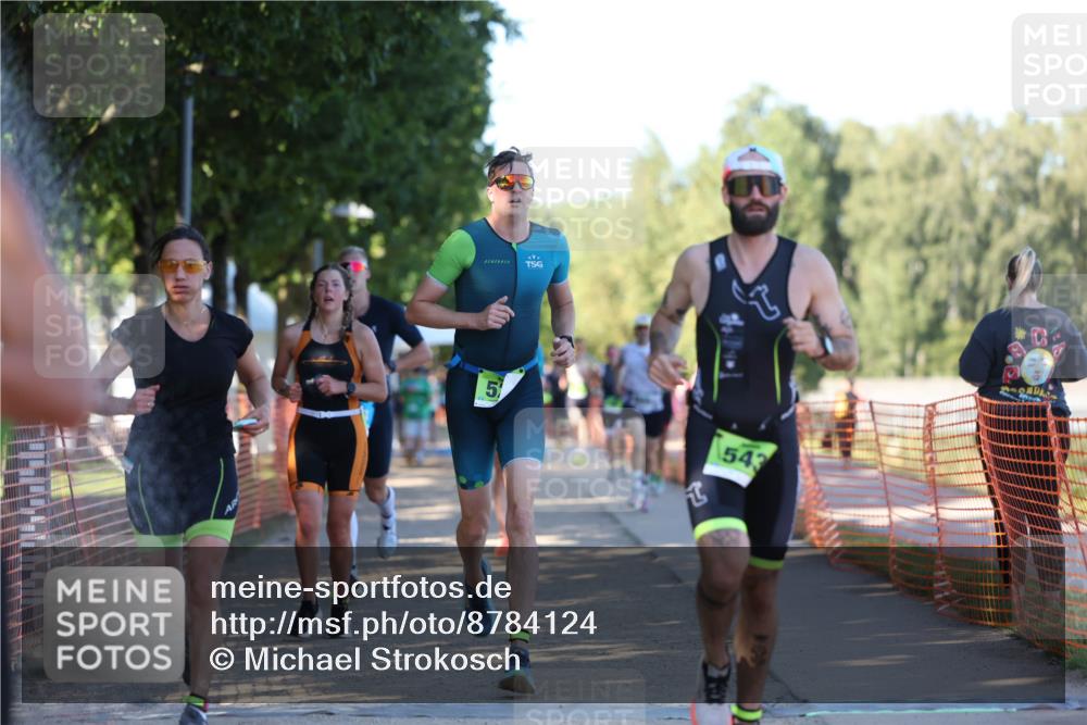 07.09.2025 - 19. Norderstedt Triathlon Michael Strokosch http://msf.ph/oto/8784124 07.09.2025 16:13:32 Laufen 403, 457, 529, 543, 932, 943, 1064, 1085, 1422 meine-sportfotos.de