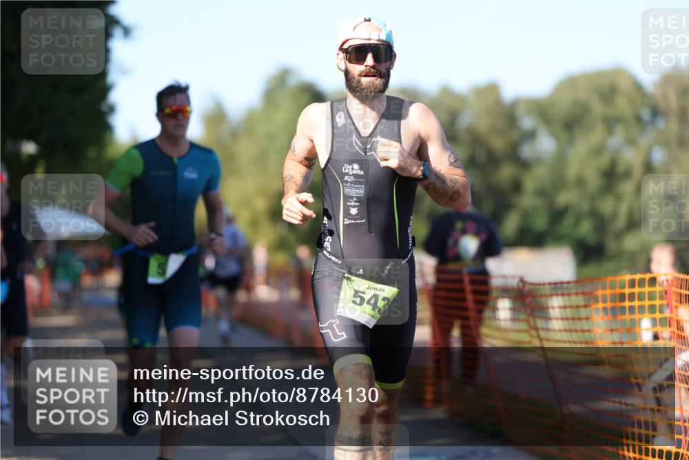 07.09.2025 - 19. Norderstedt Triathlon Michael Strokosch http://msf.ph/oto/8784130 07.09.2025 16:13:33 Laufen 403, 457, 529, 543, 932, 943, 1064, 1085, 1422 meine-sportfotos.de