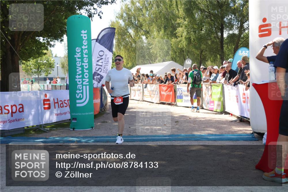 07.09.2025 - 19. Norderstedt Triathlon Zöllner http://msf.ph/oto/8784133 07.09.2025 13:08:02 Ziel 709, 788 meine-sportfotos.de
