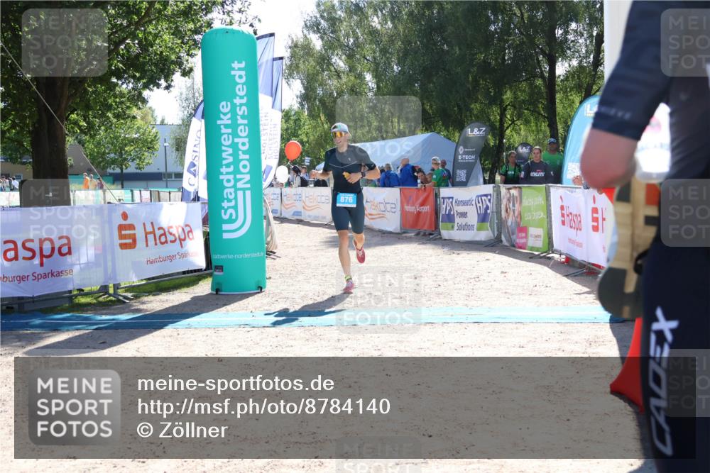 07.09.2025 - 19. Norderstedt Triathlon Zöllner http://msf.ph/oto/8784140 07.09.2025 15:18:31 Ziel 876, 1007 meine-sportfotos.de