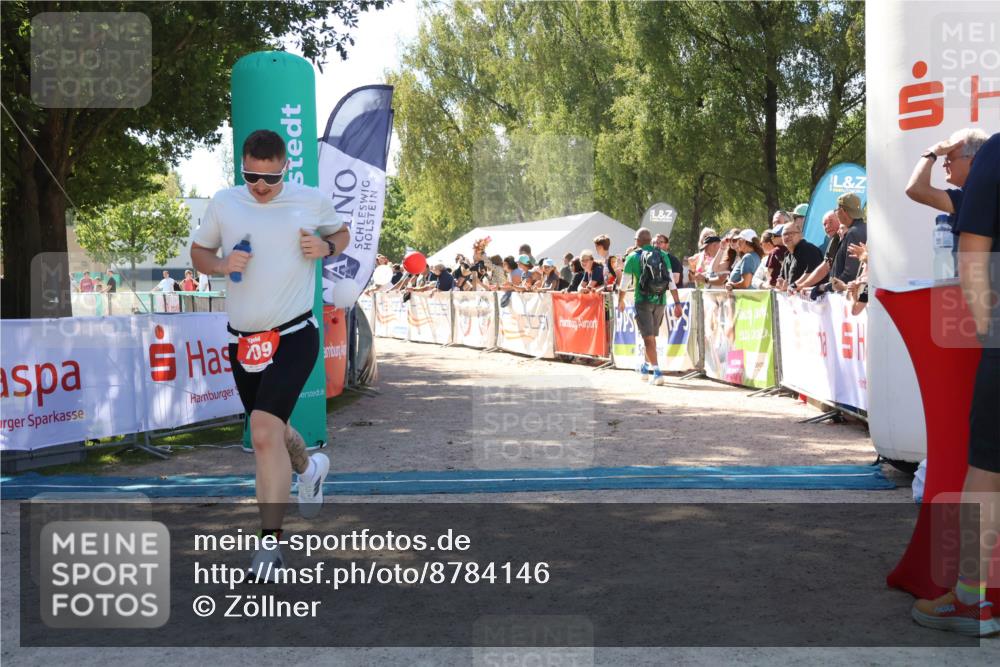 07.09.2025 - 19. Norderstedt Triathlon Zöllner http://msf.ph/oto/8784146 07.09.2025 13:08:02 Ziel 709, 788 meine-sportfotos.de