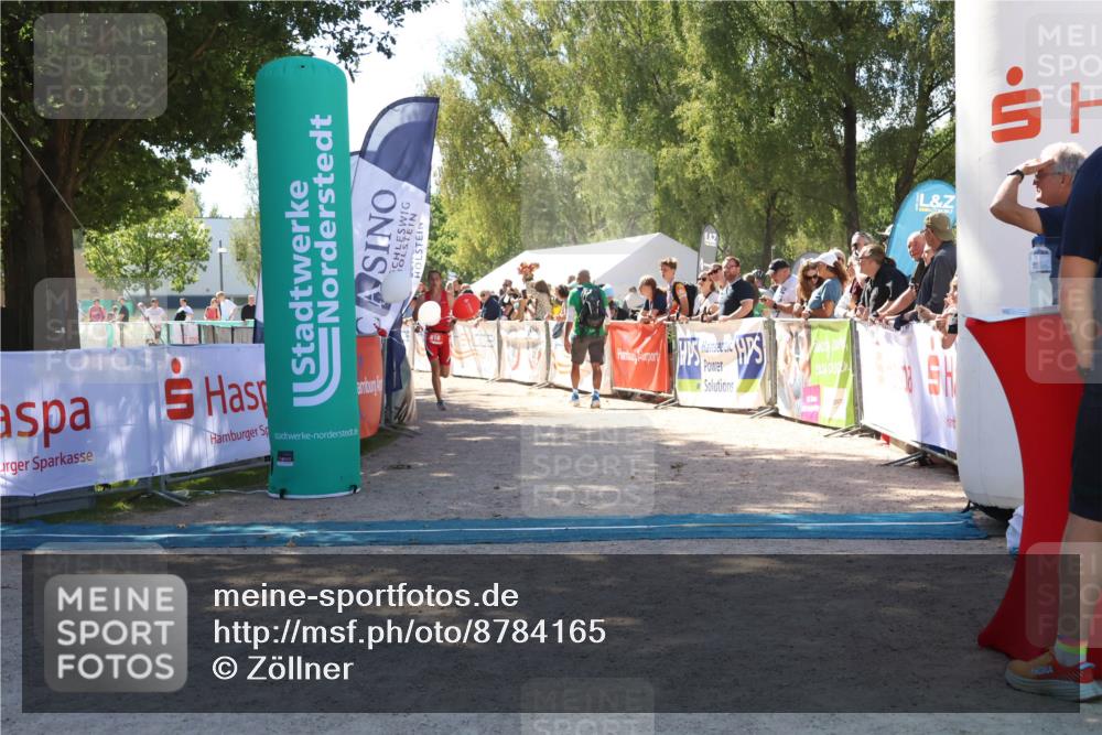 07.09.2025 - 19. Norderstedt Triathlon Zöllner http://msf.ph/oto/8784165 07.09.2025 13:08:05 Ziel 709, 816 meine-sportfotos.de