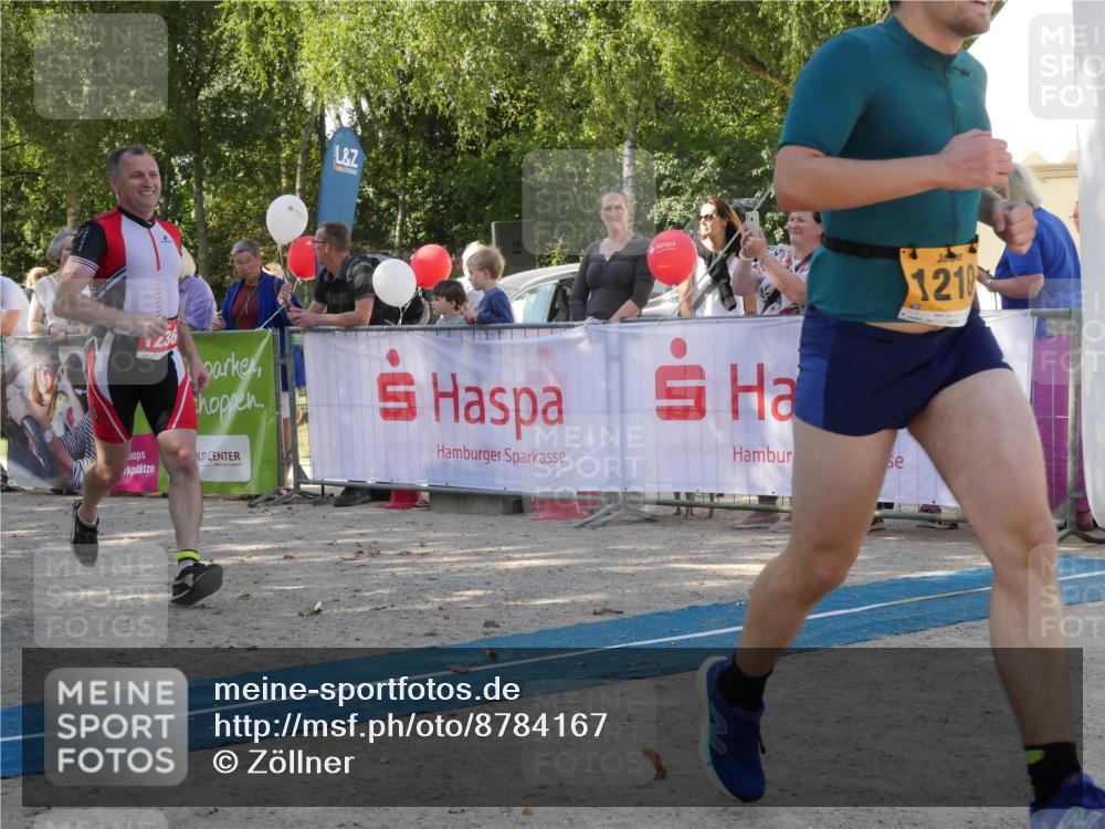 07.09.2025 - 19. Norderstedt Triathlon Zöllner http://msf.ph/oto/8784167 07.09.2025 12:08:47 Ziel 1210, 1236 meine-sportfotos.de