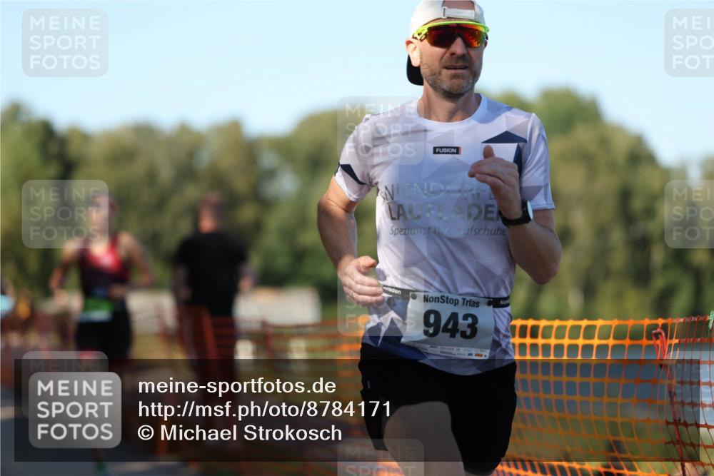 07.09.2025 - 19. Norderstedt Triathlon Michael Strokosch http://msf.ph/oto/8784171 07.09.2025 16:13:38 Laufen 403, 457, 461, 482, 508, 943, 1064, 1085 meine-sportfotos.de