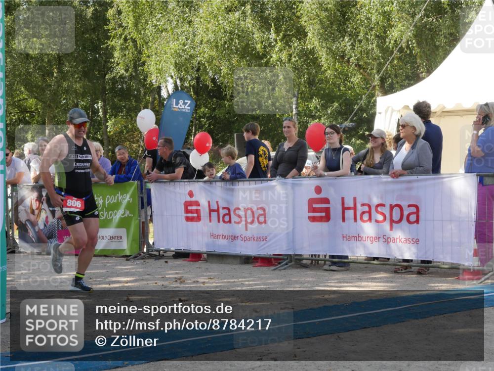 07.09.2025 - 19. Norderstedt Triathlon Zöllner http://msf.ph/oto/8784217 07.09.2025 12:09:18 Ziel 185, 806 meine-sportfotos.de