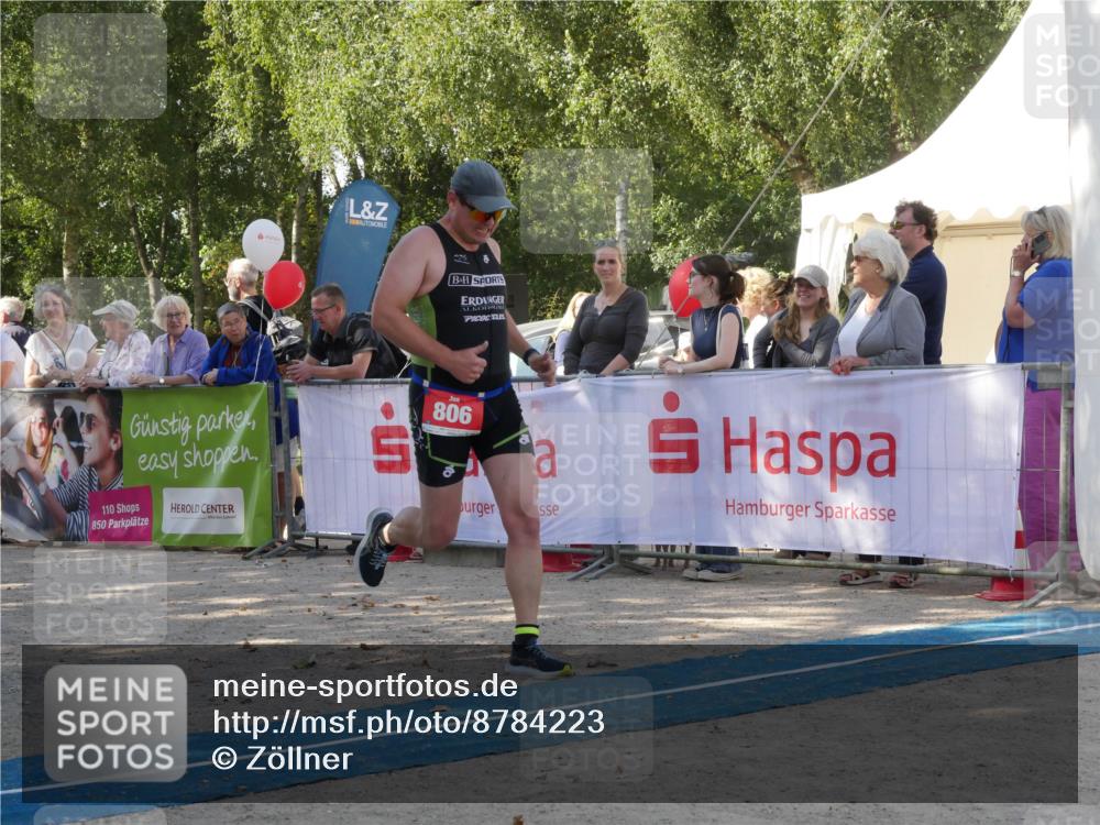 07.09.2025 - 19. Norderstedt Triathlon Zöllner http://msf.ph/oto/8784223 07.09.2025 12:09:19 Ziel 185, 806 meine-sportfotos.de