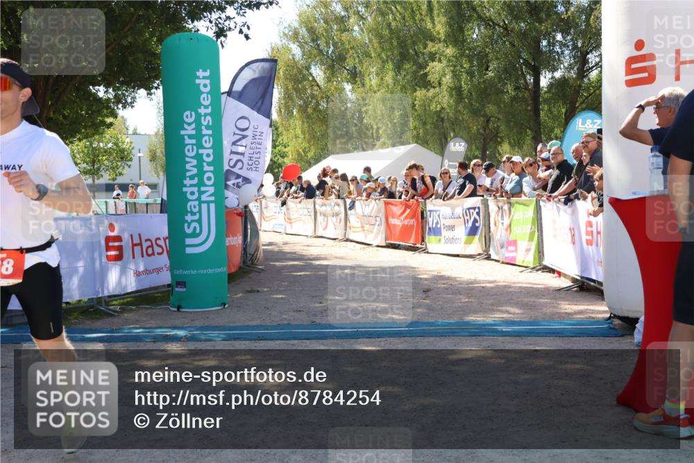 07.09.2025 - 19. Norderstedt Triathlon Zöllner http://msf.ph/oto/8784254 07.09.2025 13:08:15 Ziel 828 meine-sportfotos.de