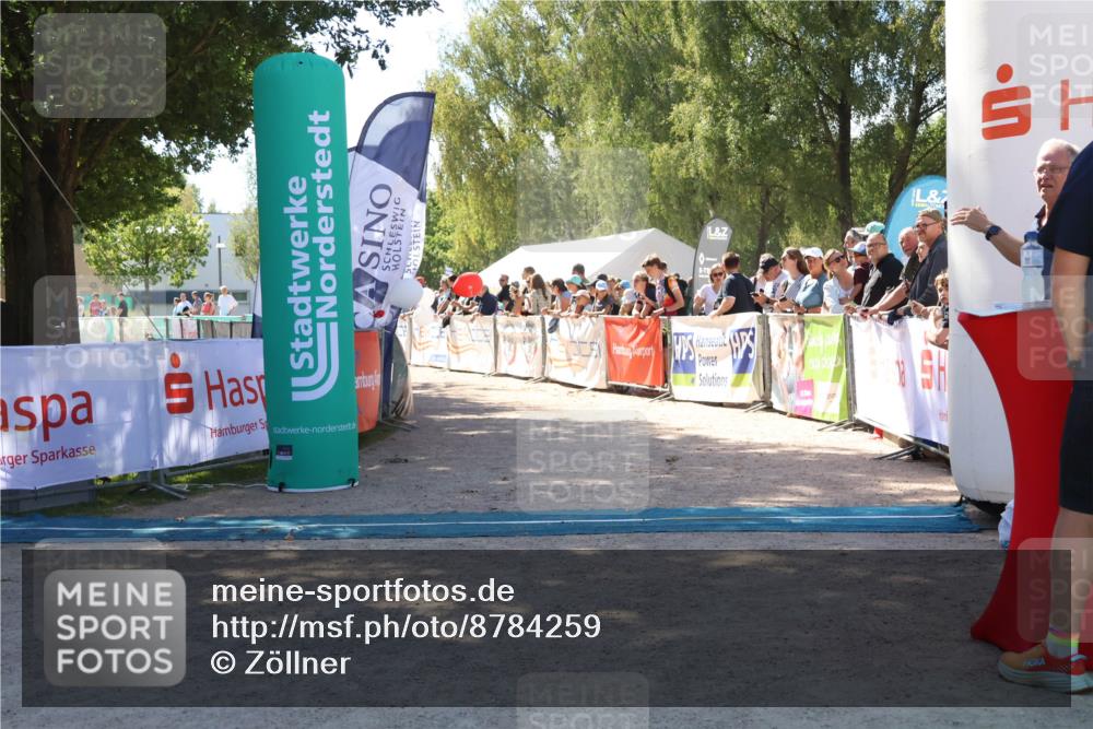 07.09.2025 - 19. Norderstedt Triathlon Zöllner http://msf.ph/oto/8784259 07.09.2025 13:08:17 Ziel 828 meine-sportfotos.de
