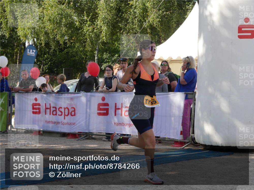 07.09.2025 - 19. Norderstedt Triathlon Zöllner http://msf.ph/oto/8784266 07.09.2025 12:10:11 Ziel 1195, 1383 meine-sportfotos.de