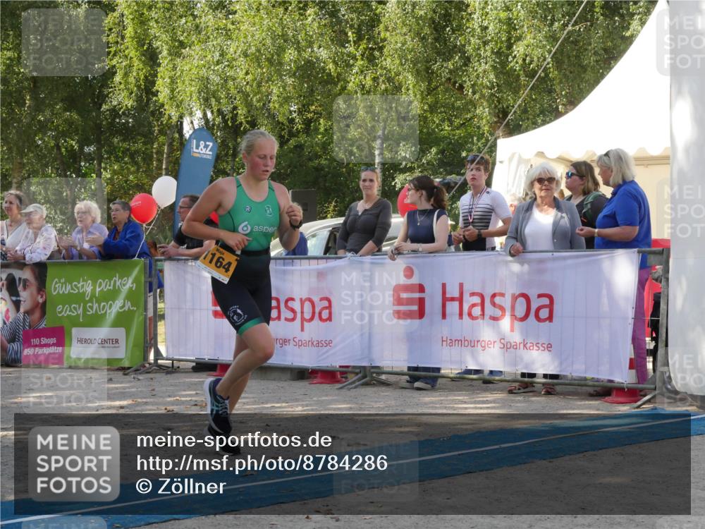 07.09.2025 - 19. Norderstedt Triathlon Zöllner http://msf.ph/oto/8784286 07.09.2025 12:10:43 Ziel 1164, 1279 meine-sportfotos.de