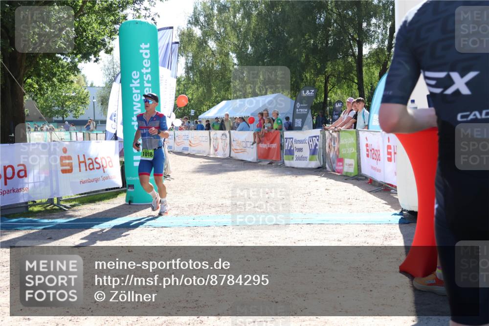 07.09.2025 - 19. Norderstedt Triathlon Zöllner http://msf.ph/oto/8784295 07.09.2025 15:19:50 Ziel 1018 meine-sportfotos.de