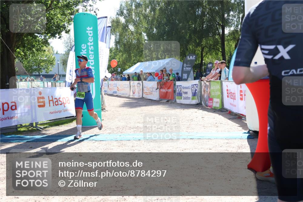 07.09.2025 - 19. Norderstedt Triathlon Zöllner http://msf.ph/oto/8784297 07.09.2025 15:19:50 Ziel 1018 meine-sportfotos.de