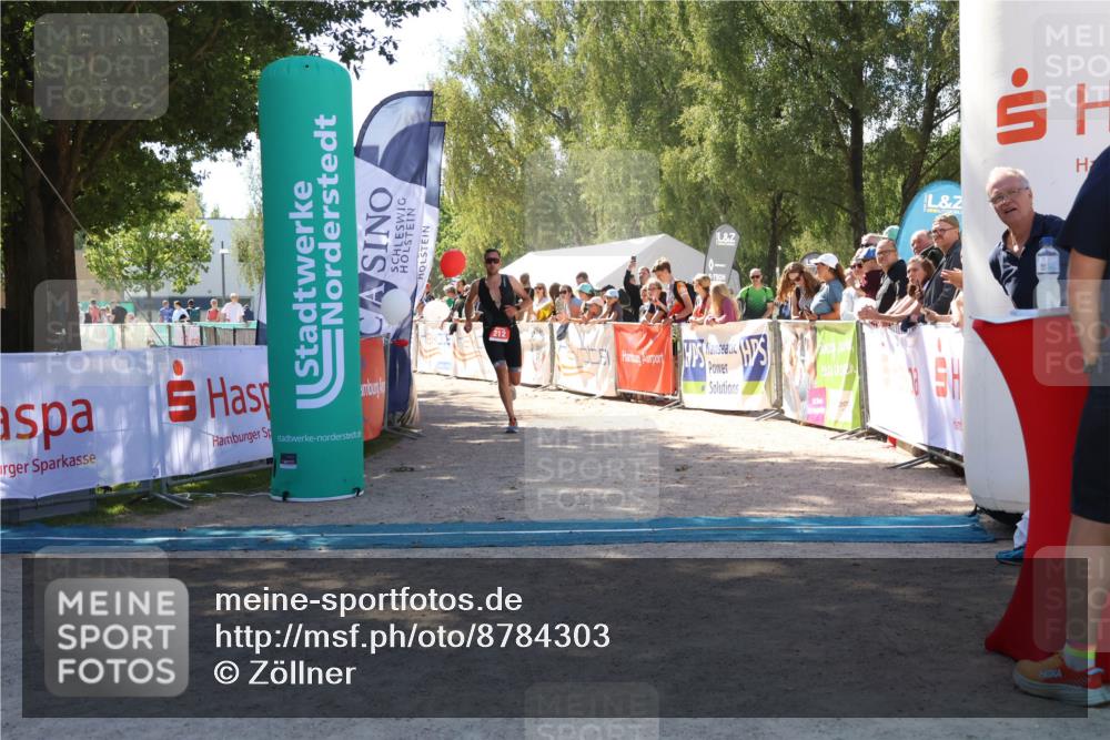 07.09.2025 - 19. Norderstedt Triathlon Zöllner http://msf.ph/oto/8784303 07.09.2025 13:08:40 Ziel 167, 212 meine-sportfotos.de