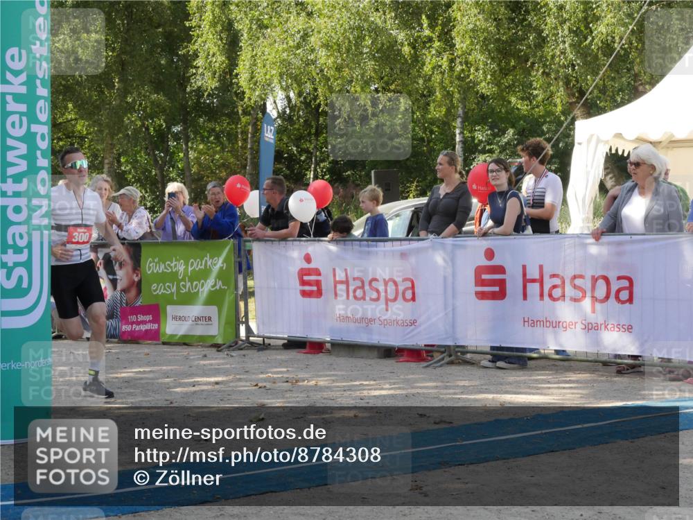 07.09.2025 - 19. Norderstedt Triathlon Zöllner http://msf.ph/oto/8784308 07.09.2025 12:11:15 Ziel 300, 1155 meine-sportfotos.de