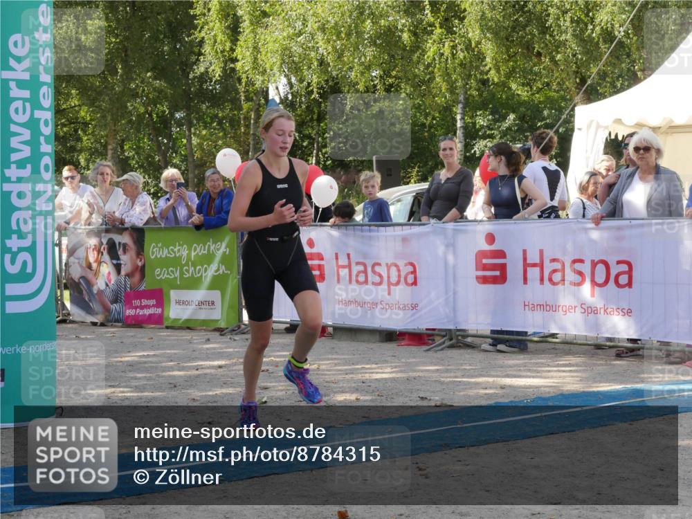 07.09.2025 - 19. Norderstedt Triathlon Zöllner http://msf.ph/oto/8784315 07.09.2025 12:11:17 Ziel 300, 1155 meine-sportfotos.de