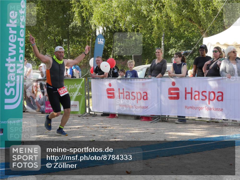 07.09.2025 - 19. Norderstedt Triathlon Zöllner http://msf.ph/oto/8784333 07.09.2025 12:12:01 Ziel 1219 meine-sportfotos.de