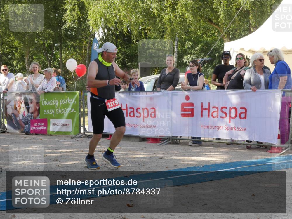 07.09.2025 - 19. Norderstedt Triathlon Zöllner http://msf.ph/oto/8784337 07.09.2025 12:12:02 Ziel 1219 meine-sportfotos.de