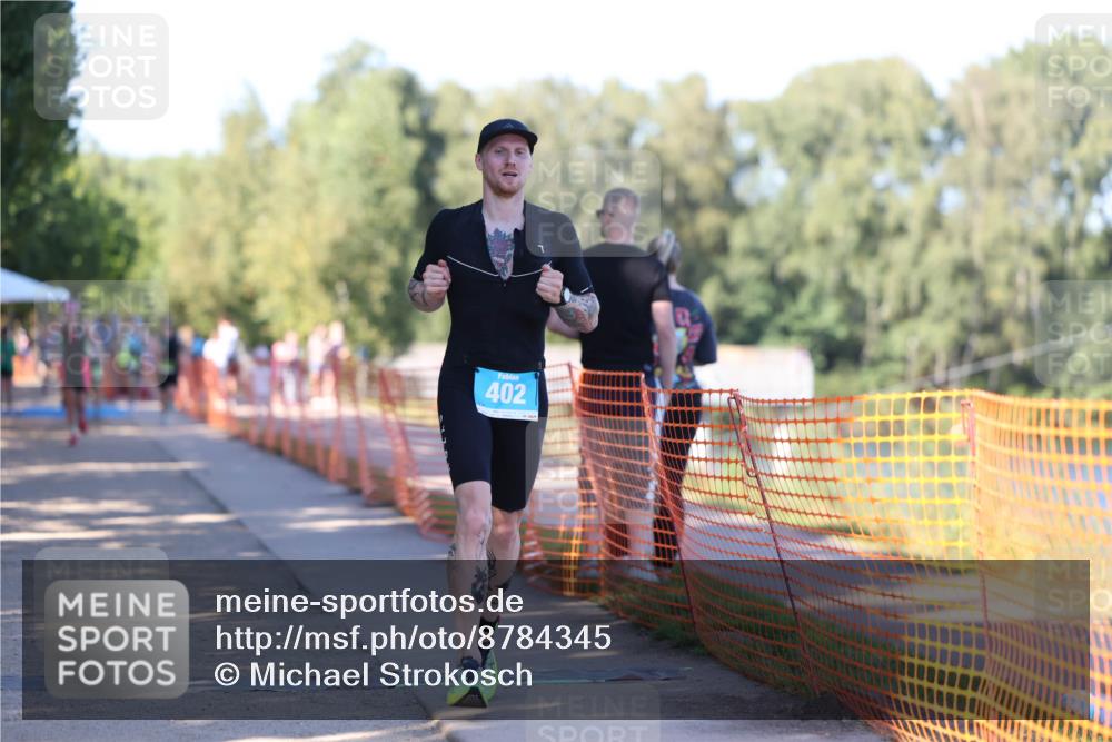 07.09.2025 - 19. Norderstedt Triathlon Michael Strokosch http://msf.ph/oto/8784345 07.09.2025 16:13:59 Laufen 402, 407 meine-sportfotos.de