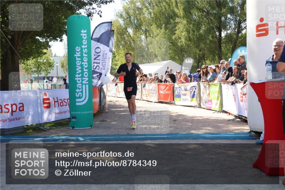 07.09.2025 - 19. Norderstedt Triathlon Zöllner http://msf.ph/oto/8784349 07.09.2025 13:08:51 Ziel 1212 meine-sportfotos.de